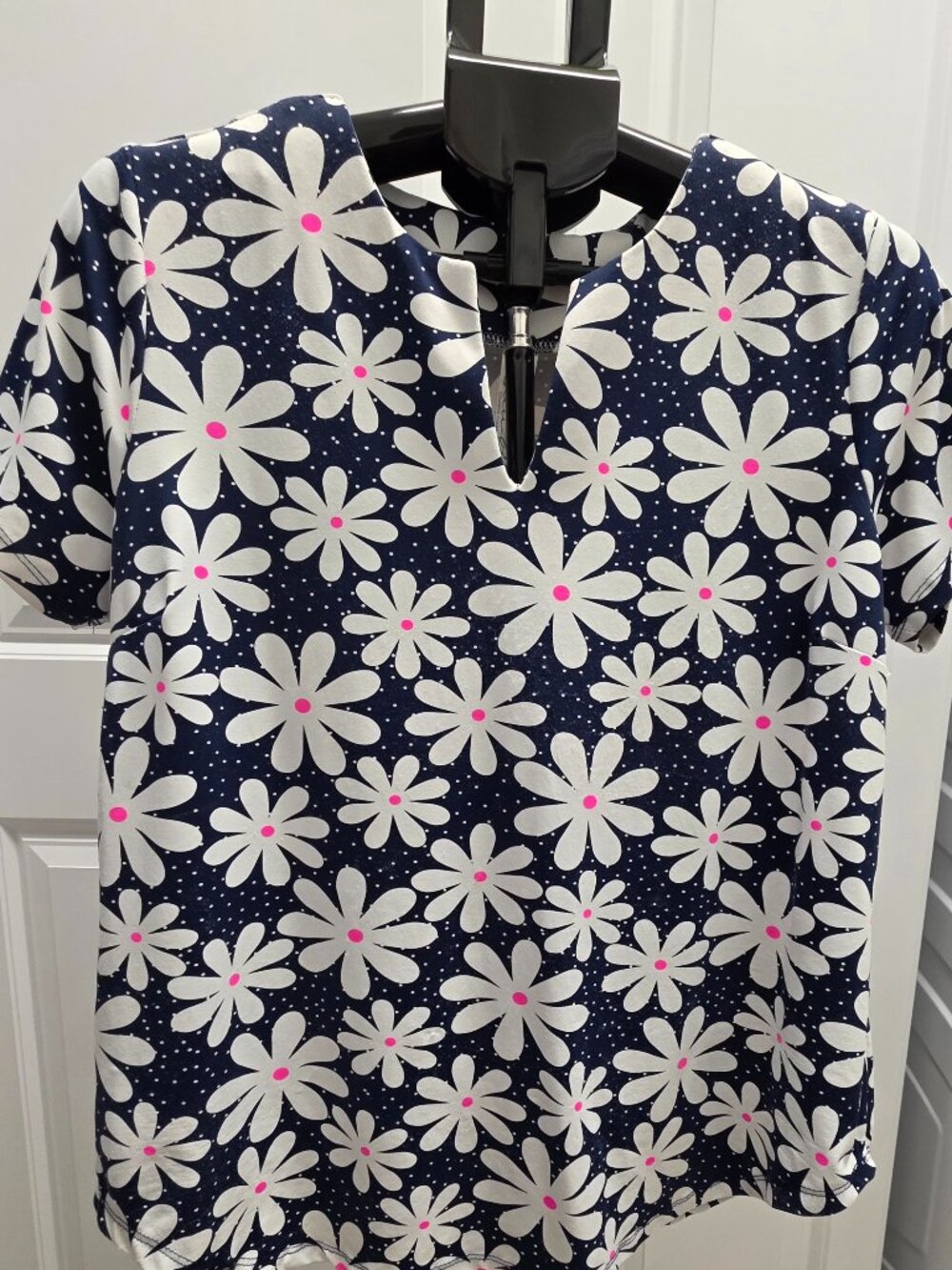 LuLu B Daisy Print Short Sleeve Top